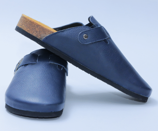 sabots hommes en noir cuir