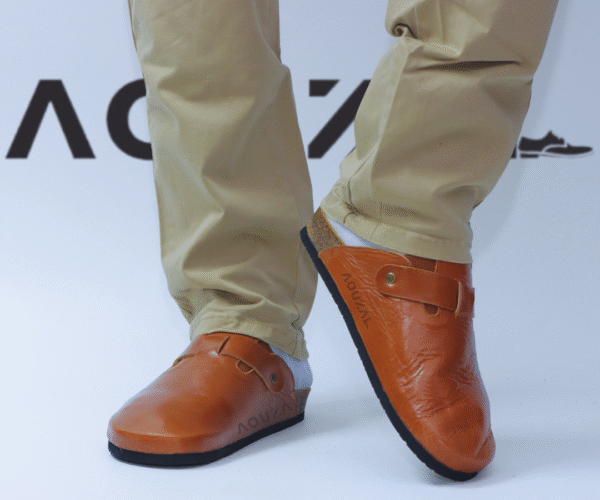 sabots hommes en bleu marine cuir