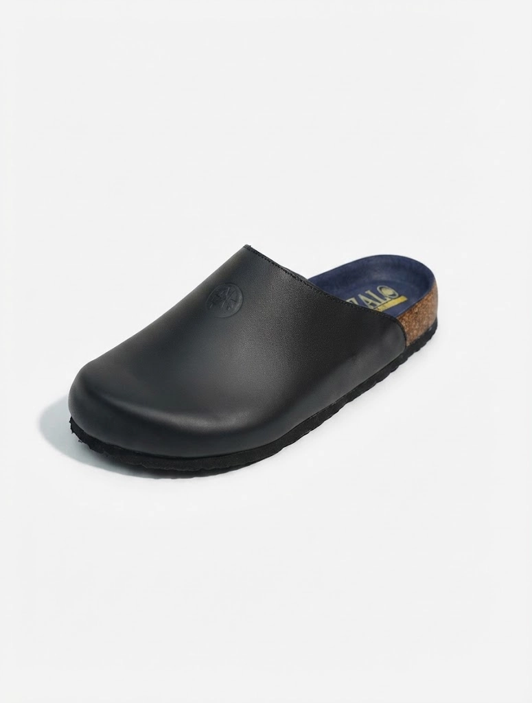 Sabot en cuir noir pour homme