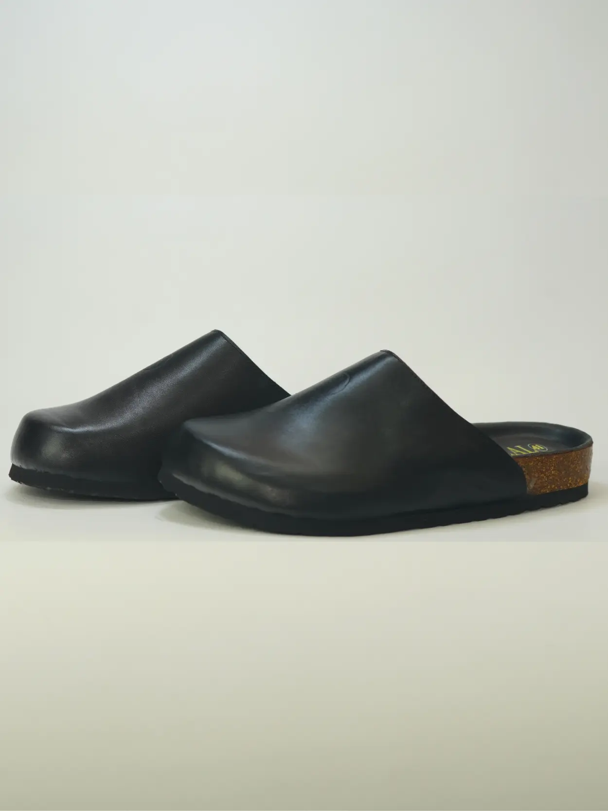 sabot noir en cuir pour homme sabot noir en cuir pour homme