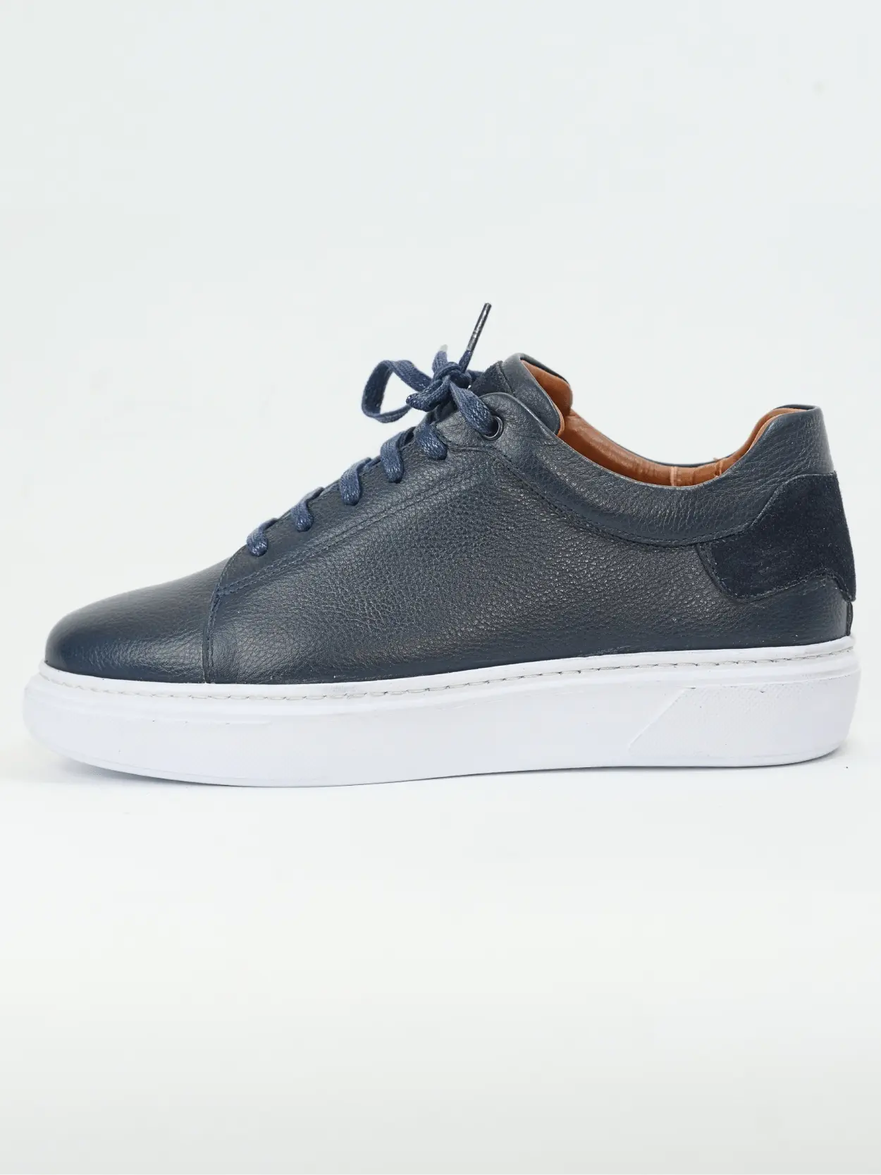 sneakers homme confortable en cuir bleu marine