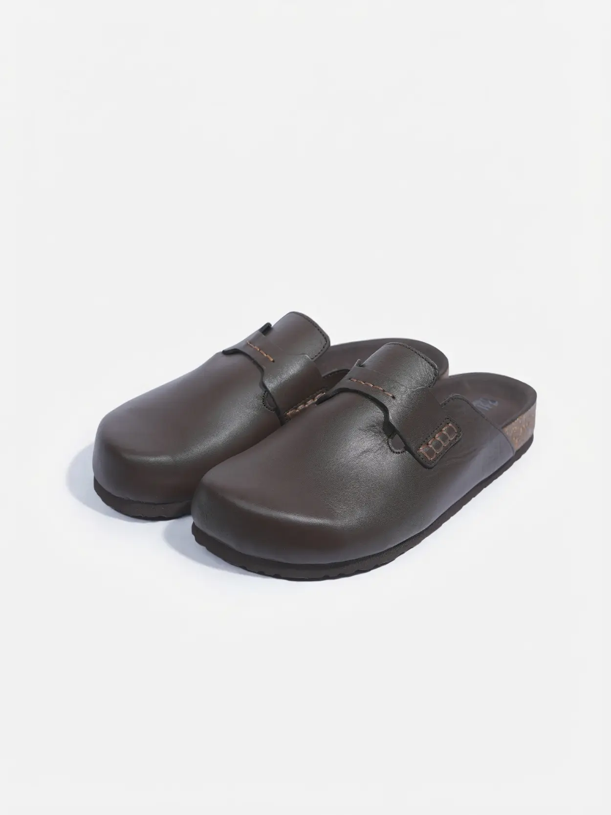 Sabot Mocassin marron foncé en cuir – Image 2